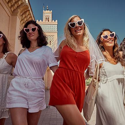 Groupe EVJF à Marrakech. Photographe Shooting Marrakech