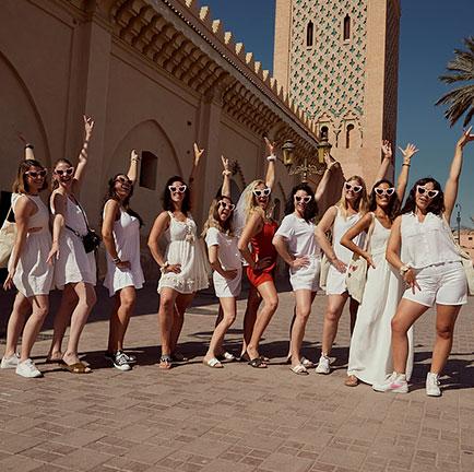 Shooting EVJF à Marrakech. Photographe Shooting Marrakech