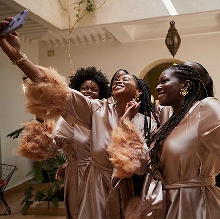 Séance photo EVJF à Marrakech avec Shooting Marrakech